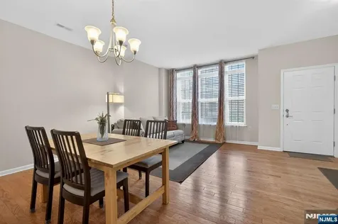 22 Wisteria Lane Garfield NJ 07026