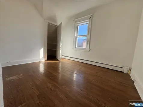 84 18th Street Paterson NJ 07524