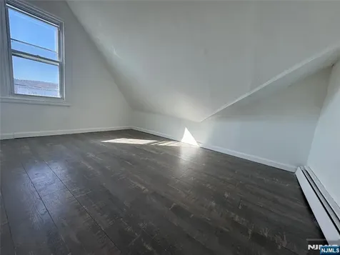 84 18th Street Paterson NJ 07524