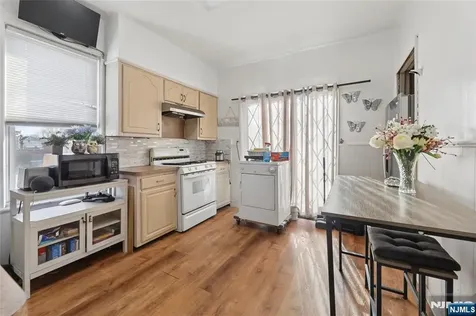 59 Home Avenue Rutherford NJ 07070