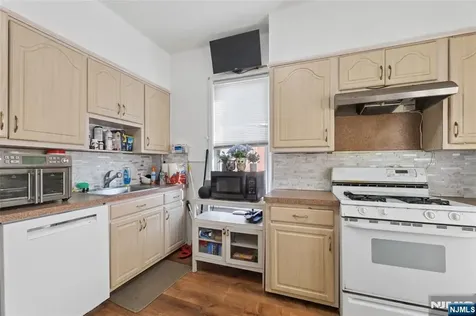 59 Home Avenue Rutherford NJ 07070