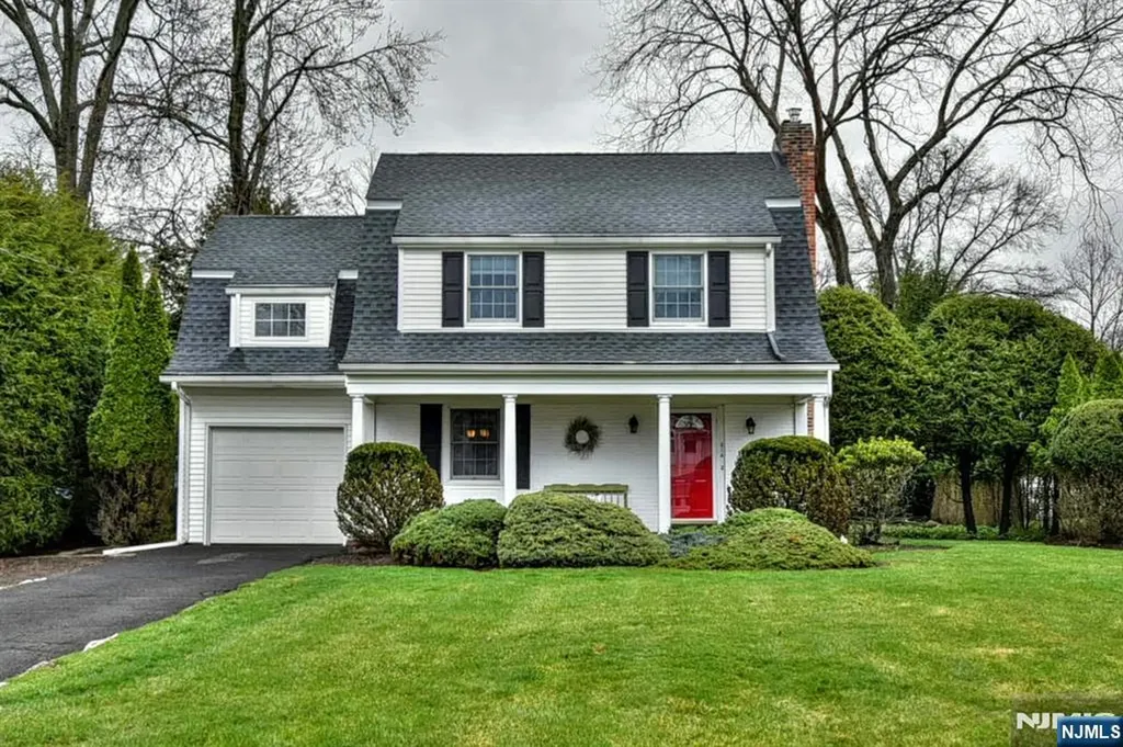 314 Canterbury Drive Ramsey NJ 07446