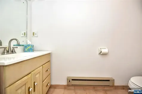 314 Canterbury Drive Ramsey NJ 07446