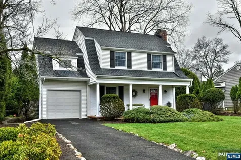 314 Canterbury Drive Ramsey NJ 07446