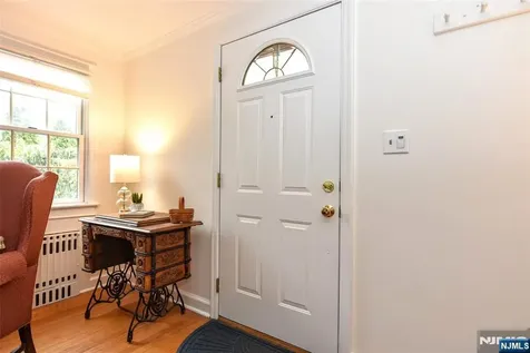 314 Canterbury Drive Ramsey NJ 07446