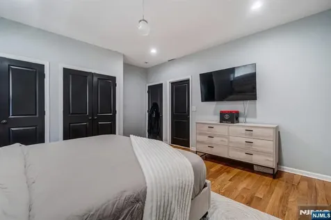 1718 4th Piscataway NJ 08854