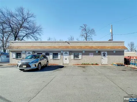 17 E 6th Street Moonachie NJ 07074