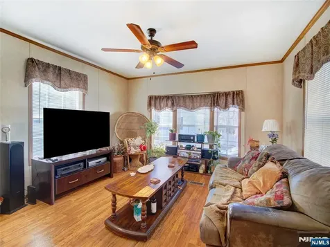 17 E 6th Street Moonachie NJ 07074