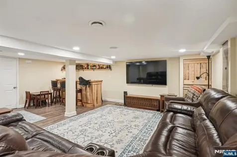 42 Haskell Avenue Wanaque NJ 07420