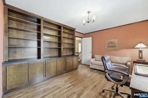 258 Highwood Avenue Tenafly NJ 07670
