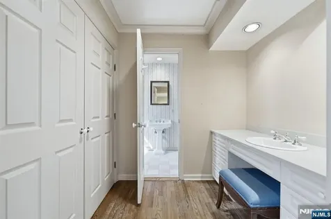 258 Highwood Avenue Tenafly NJ 07670