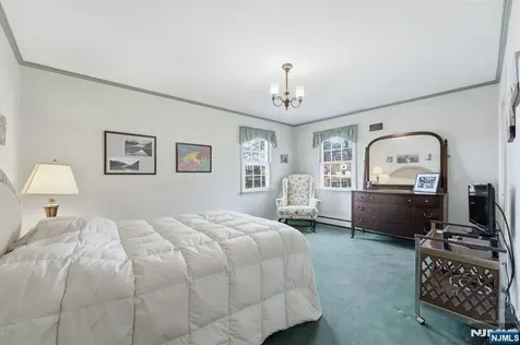 258 Highwood Avenue Tenafly NJ 07670