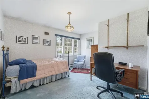 258 Highwood Avenue Tenafly NJ 07670