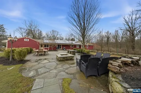 2 Old Orchard Road Mendham Township NJ 07960