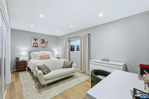 204 Bearwoods Road Park Ridge NJ 07656