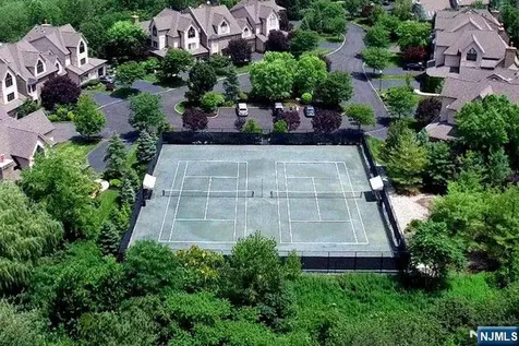 204 Bearwoods Road Park Ridge NJ 07656