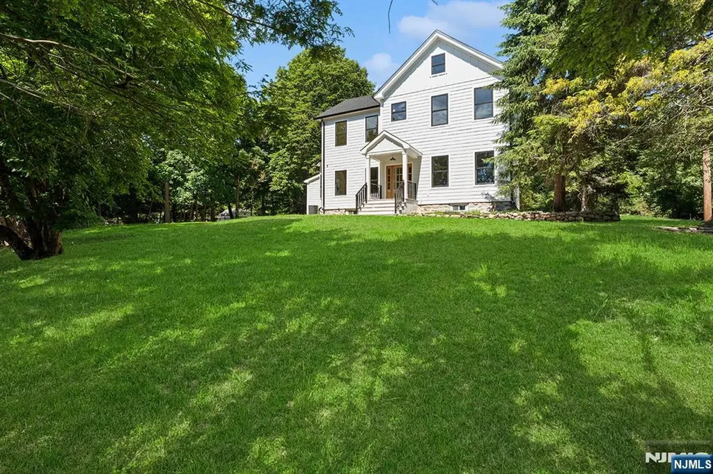 175 Crescent Avenue Allendale NJ 07401