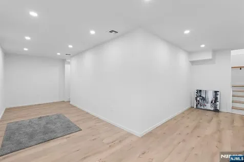 175 Crescent Avenue Allendale NJ 07401