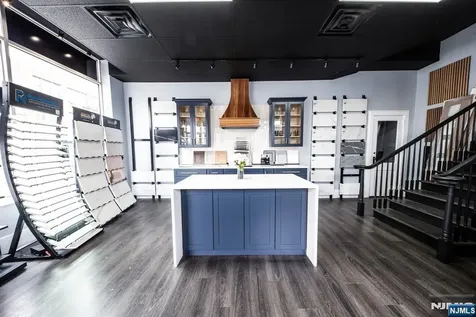 17 Dean Street Englewood NJ 07631