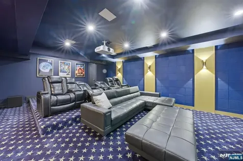 55 Oxford Drive Tenafly NJ 07670