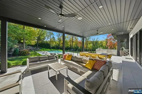 55 Oxford Drive Tenafly NJ 07670