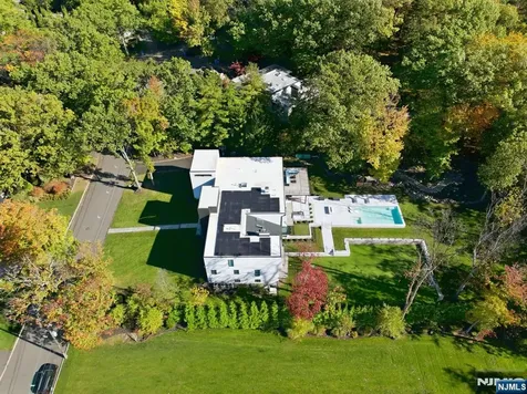 55 Oxford Drive Tenafly NJ 07670
