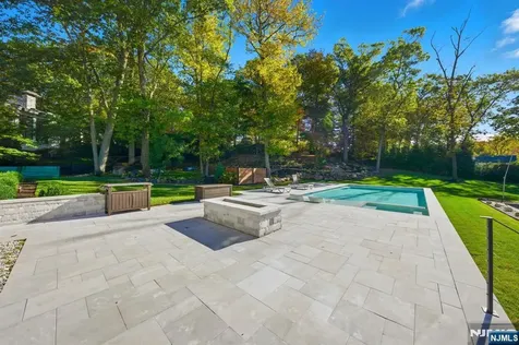 55 Oxford Drive Tenafly NJ 07670