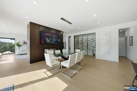 55 Oxford Drive Tenafly NJ 07670