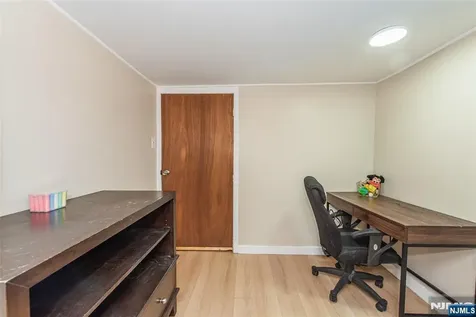 40 Kingsland Road West Milford NJ 07421