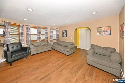 41 Demott Avenue Clifton NJ 07011