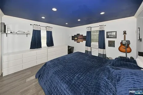 41 Demott Avenue Clifton NJ 07011