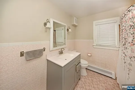 41 Demott Avenue Clifton NJ 07011