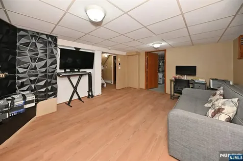 41 Demott Avenue Clifton NJ 07011