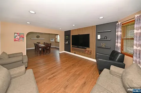 41 Demott Avenue Clifton NJ 07011