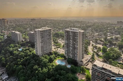 6 Horizon Road Fort Lee NJ 07024