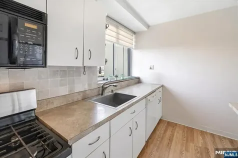 1 Horizon Road Fort Lee NJ 07024