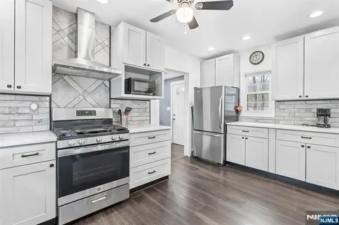 111 Doty Road Oakland NJ 07436