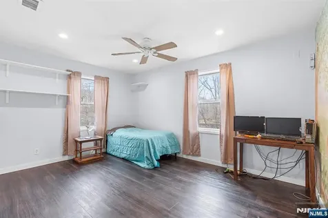 111 Doty Road Oakland NJ 07436