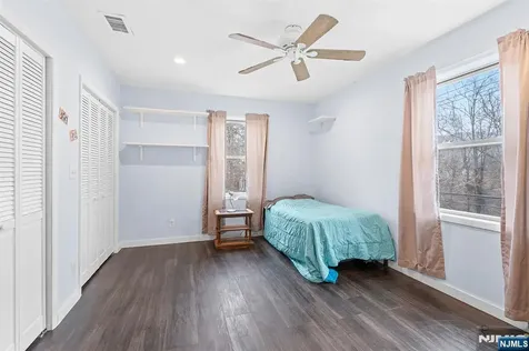 111 Doty Road Oakland NJ 07436