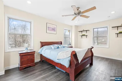 111 Doty Road Oakland NJ 07436