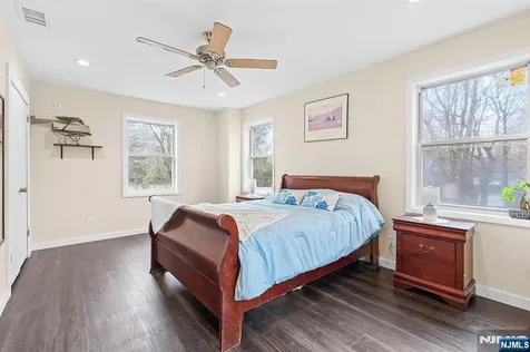 111 Doty Road Oakland NJ 07436