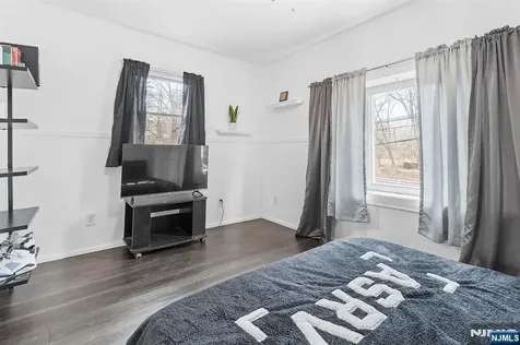 111 Doty Road Oakland NJ 07436