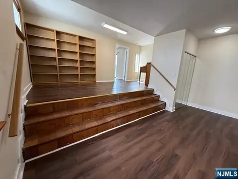 234 Paterson Avenue East Rutherford NJ 07073
