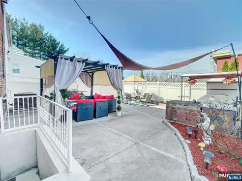 569 Monroe Place Ridgefield NJ 07657
