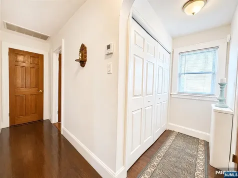 569 Monroe Place Ridgefield NJ 07657