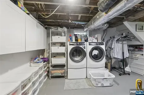 77 Scrivens Street Totowa NJ 07512