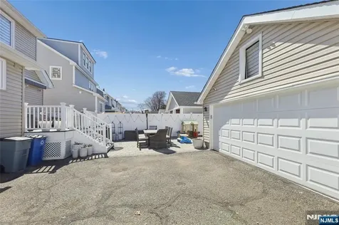77 Scrivens Street Totowa NJ 07512