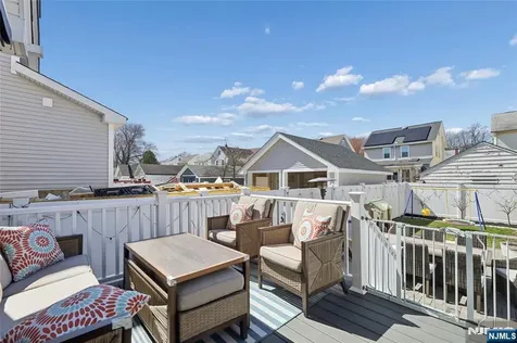 77 Scrivens Street Totowa NJ 07512