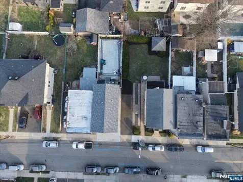 10 Irving Place Garfield NJ 07026