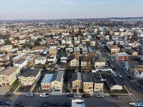 10 Irving Place Garfield NJ 07026